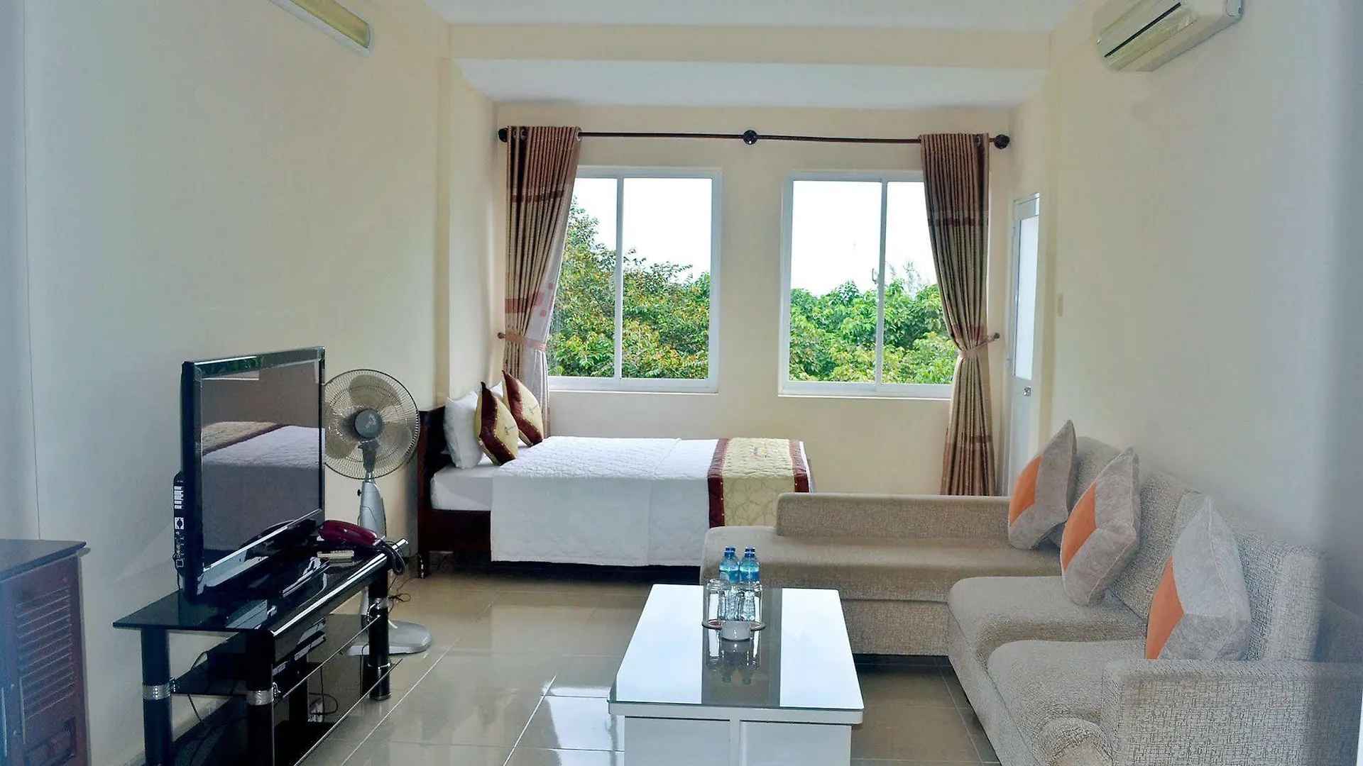 וונג טאו Lam Son Hotel & Apartments 3*, וונג טאו וייטנאם