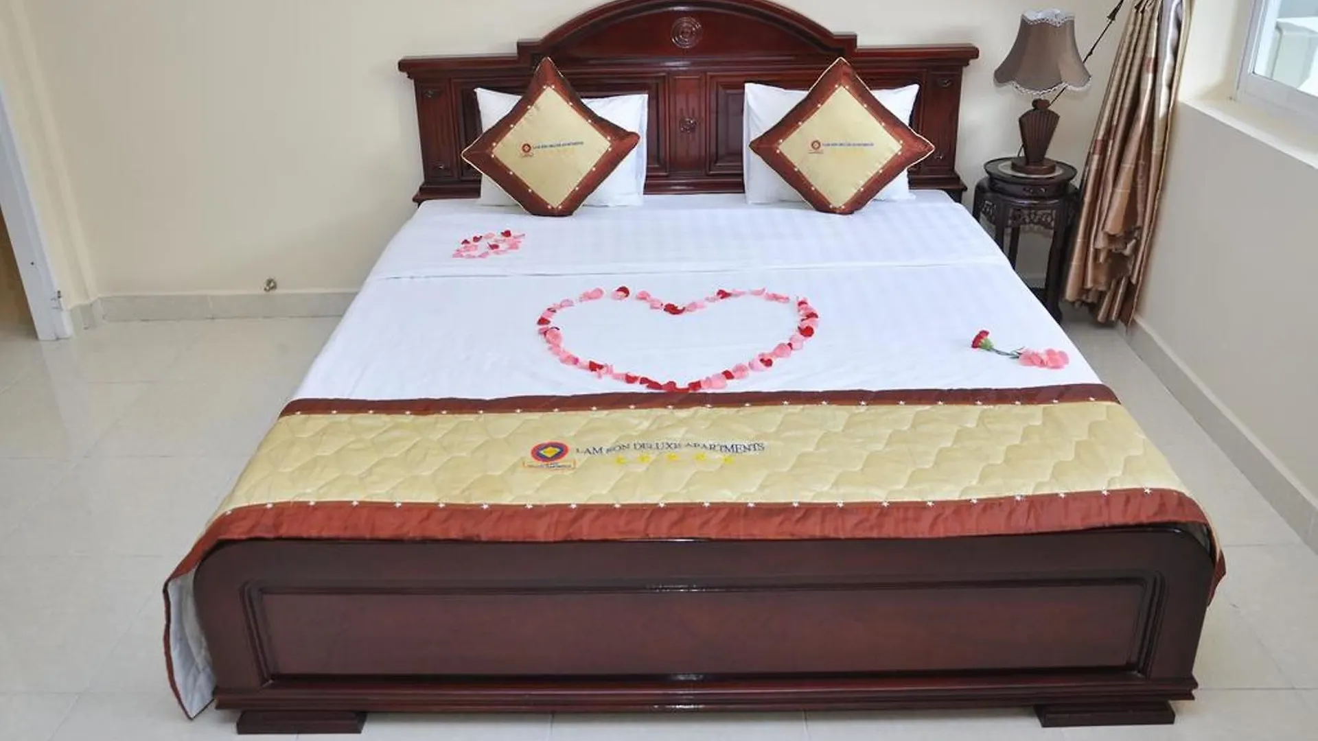וונג טאו Lam Son Hotel & Apartments 3*, וונג טאו וייטנאם